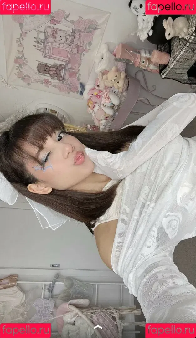 Eeeveenara Onlyfans Photo Gallery 