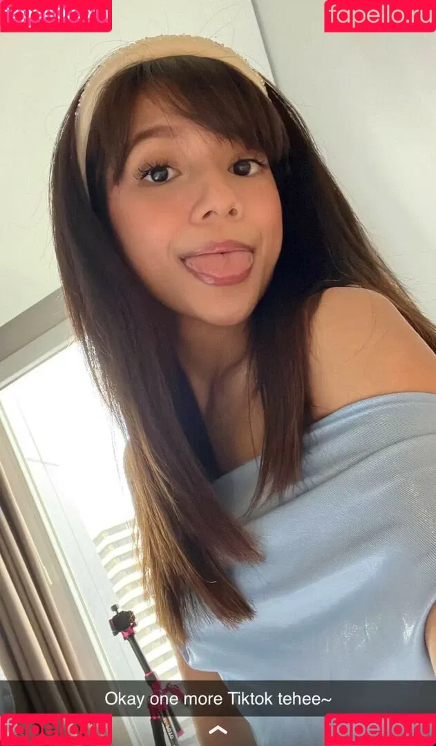 Eeeveenara Onlyfans Photo Gallery 