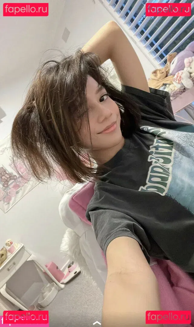 Eeeveenara Onlyfans Photo Gallery 