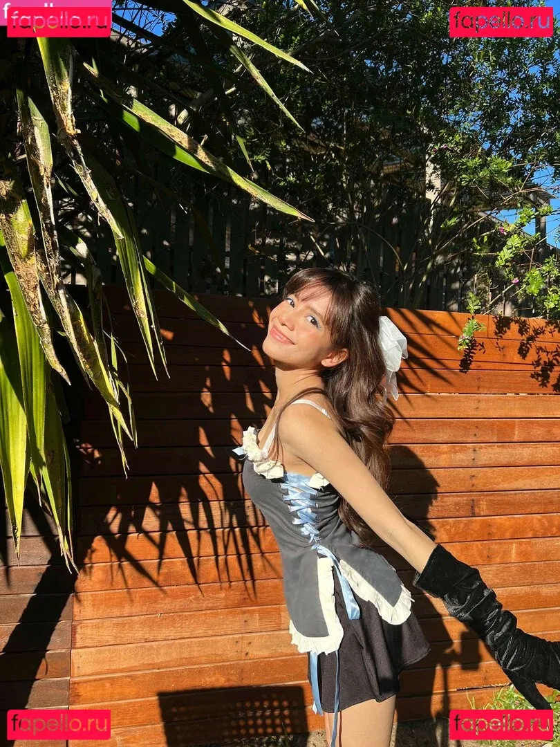 Eeeveenara Onlyfans Photo Gallery 