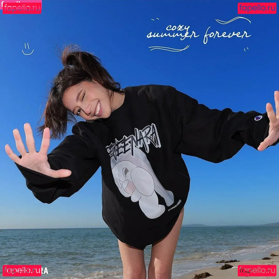 Eeeveenara Onlyfans Photo Gallery 