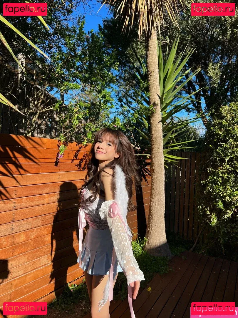 Eeeveenara Onlyfans Photo Gallery 