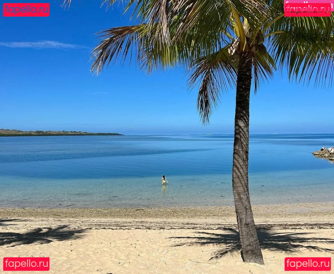 Eeeveenara Onlyfans Photo Gallery 