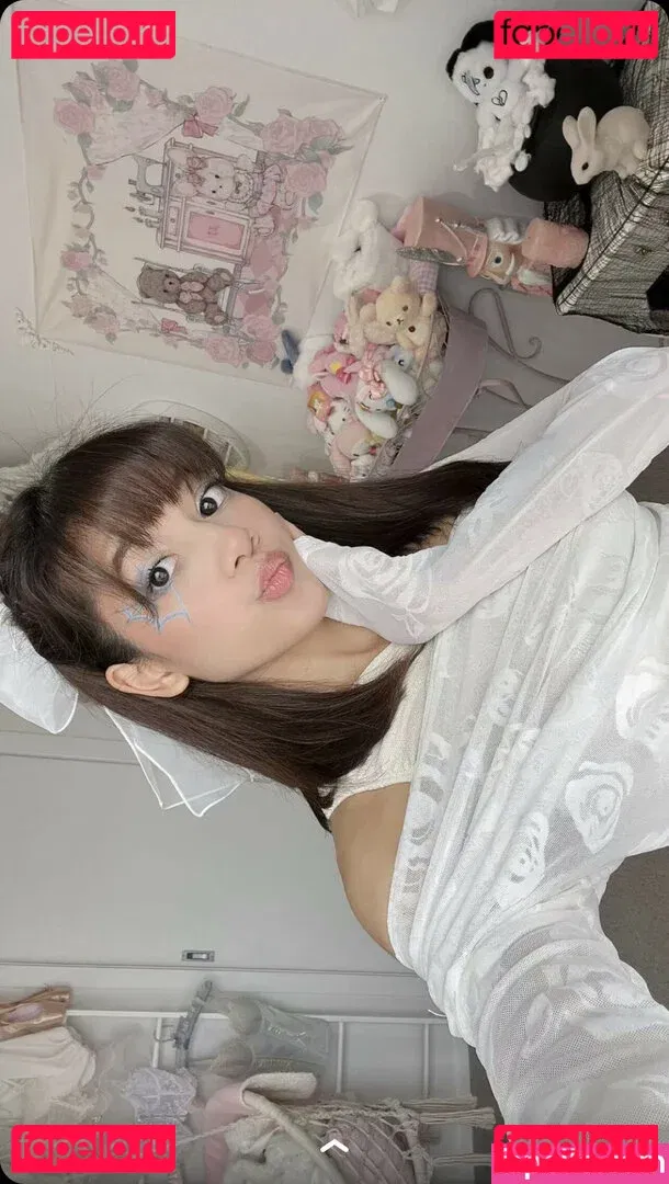 Eeeveenara Onlyfans Photo Gallery 