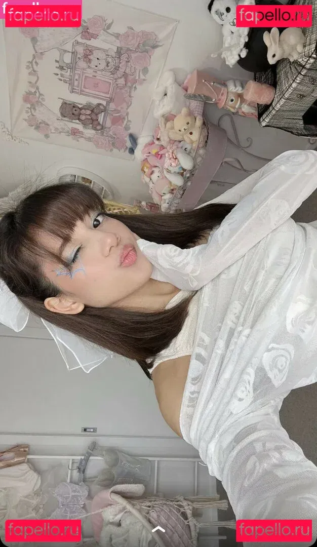 Eeeveenara Onlyfans Photo Gallery 