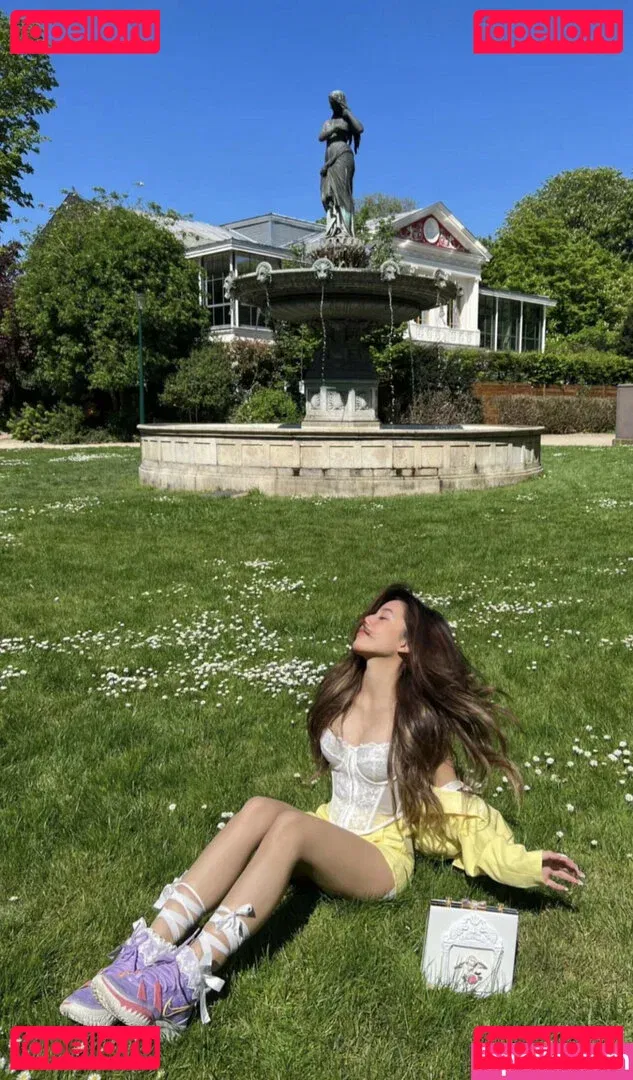 Eeeveenara Onlyfans Photo Gallery 