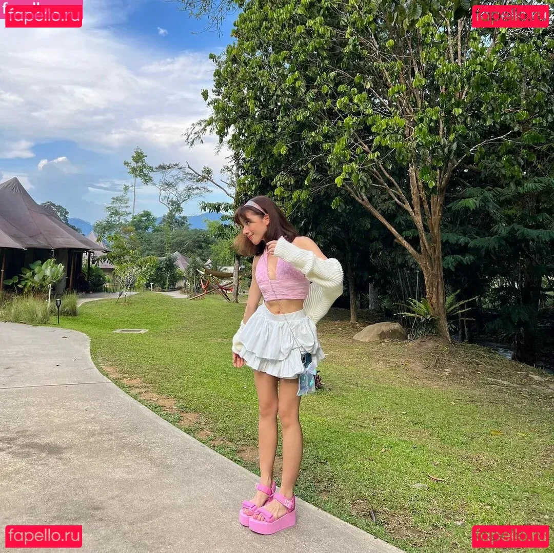 Eeeveenara Onlyfans Photo Gallery 