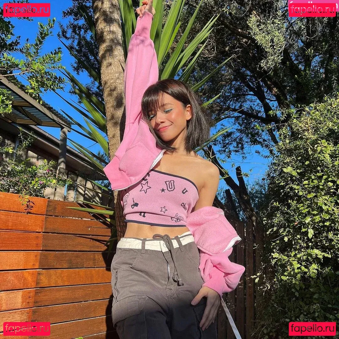 Eeeveenara Onlyfans Photo Gallery 