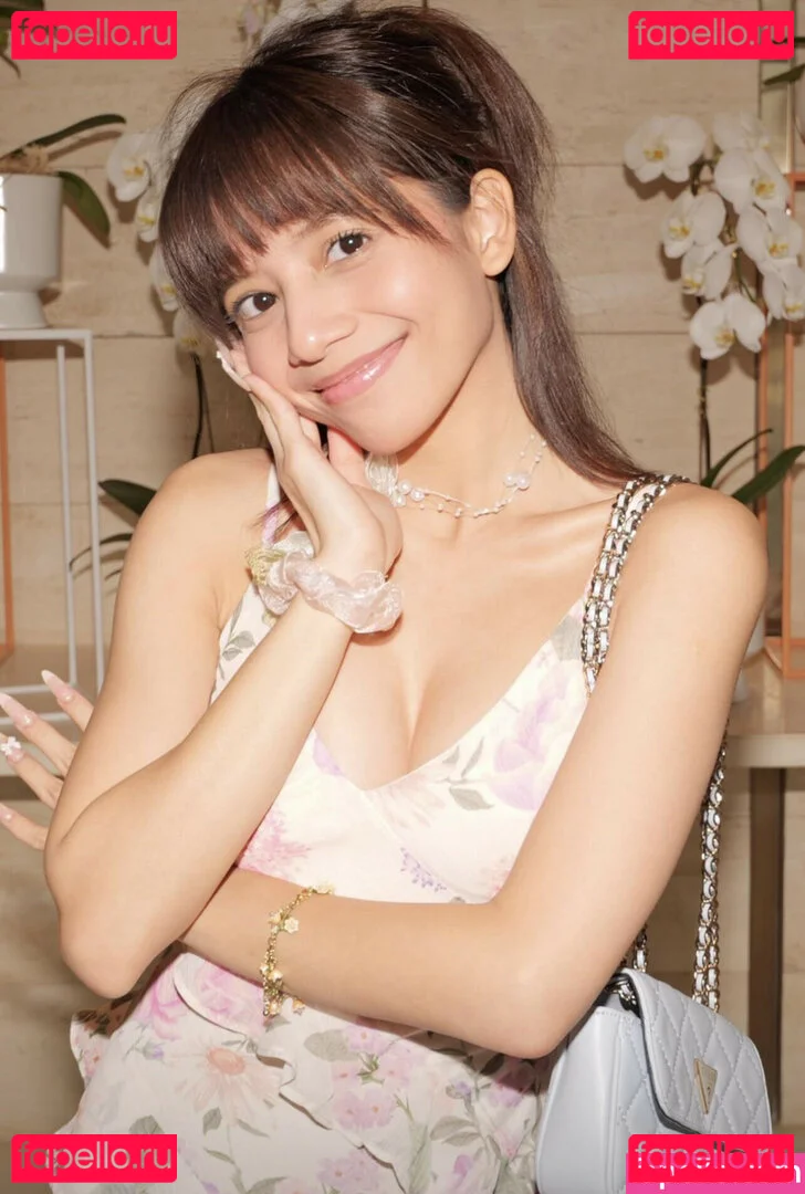 Eeeveenara Onlyfans Photo Gallery 