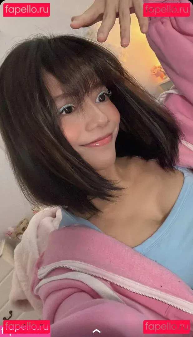 Eeeveenara Onlyfans Photo Gallery 