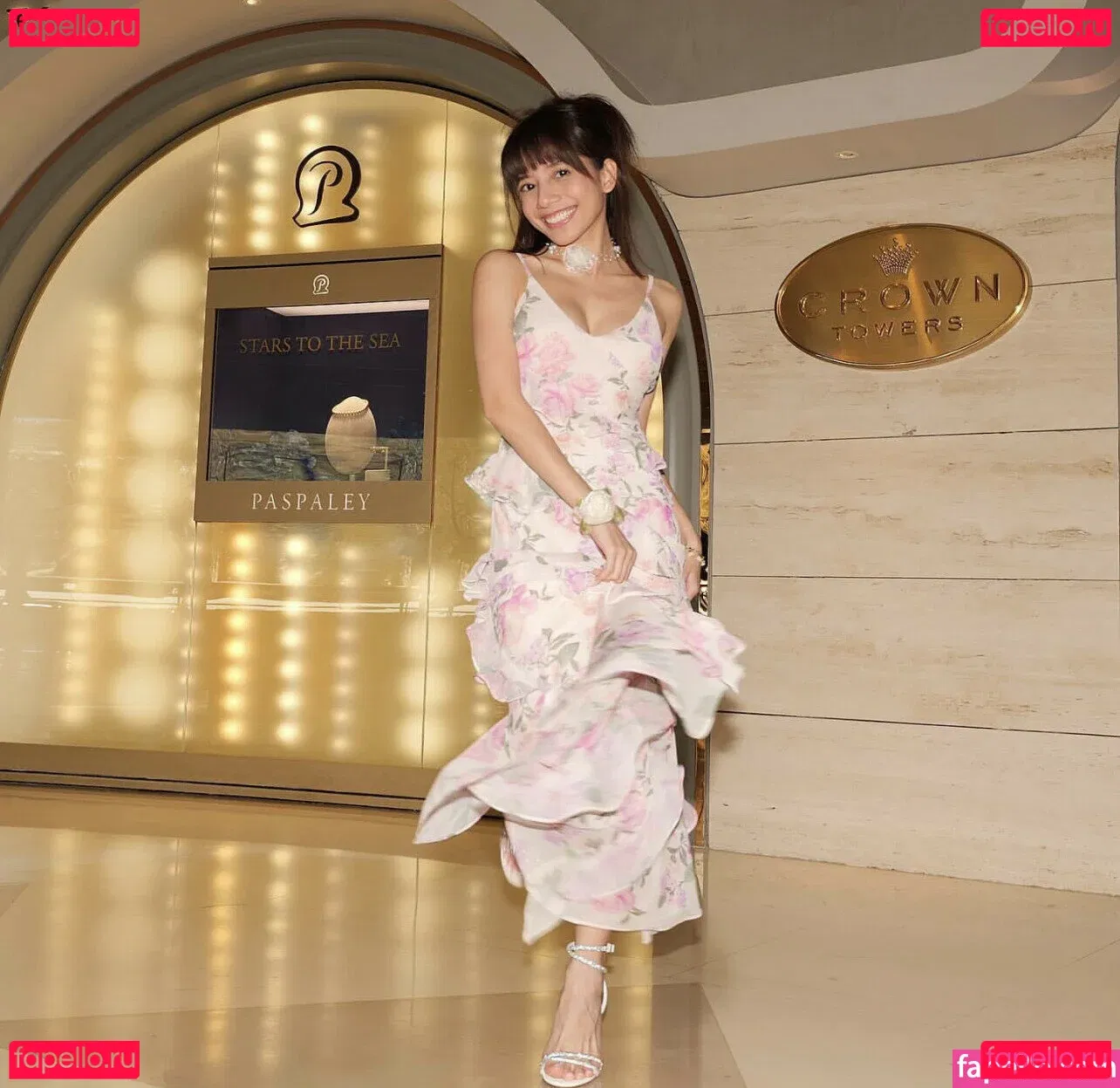 Eeeveenara Onlyfans Photo Gallery 