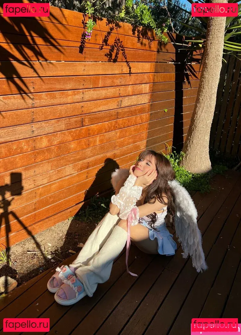 Eeeveenara Onlyfans Photo Gallery 