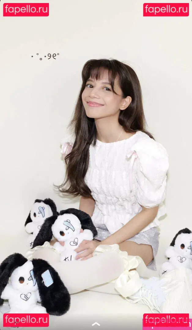 Eeeveenara Onlyfans Photo Gallery 