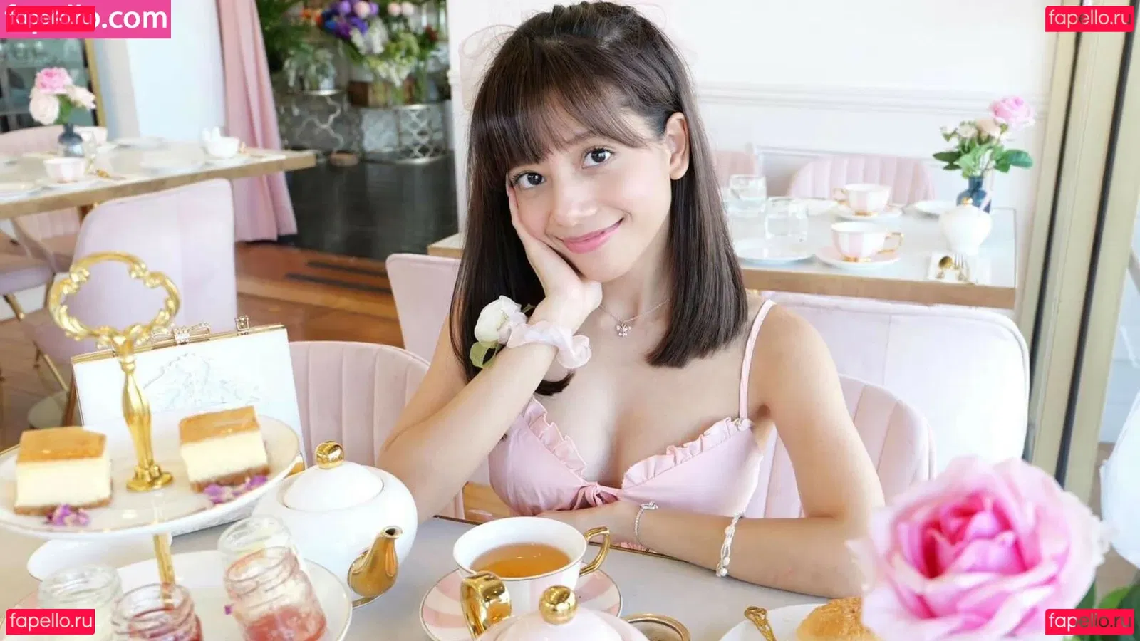 Eeeveenara Onlyfans Photo Gallery 