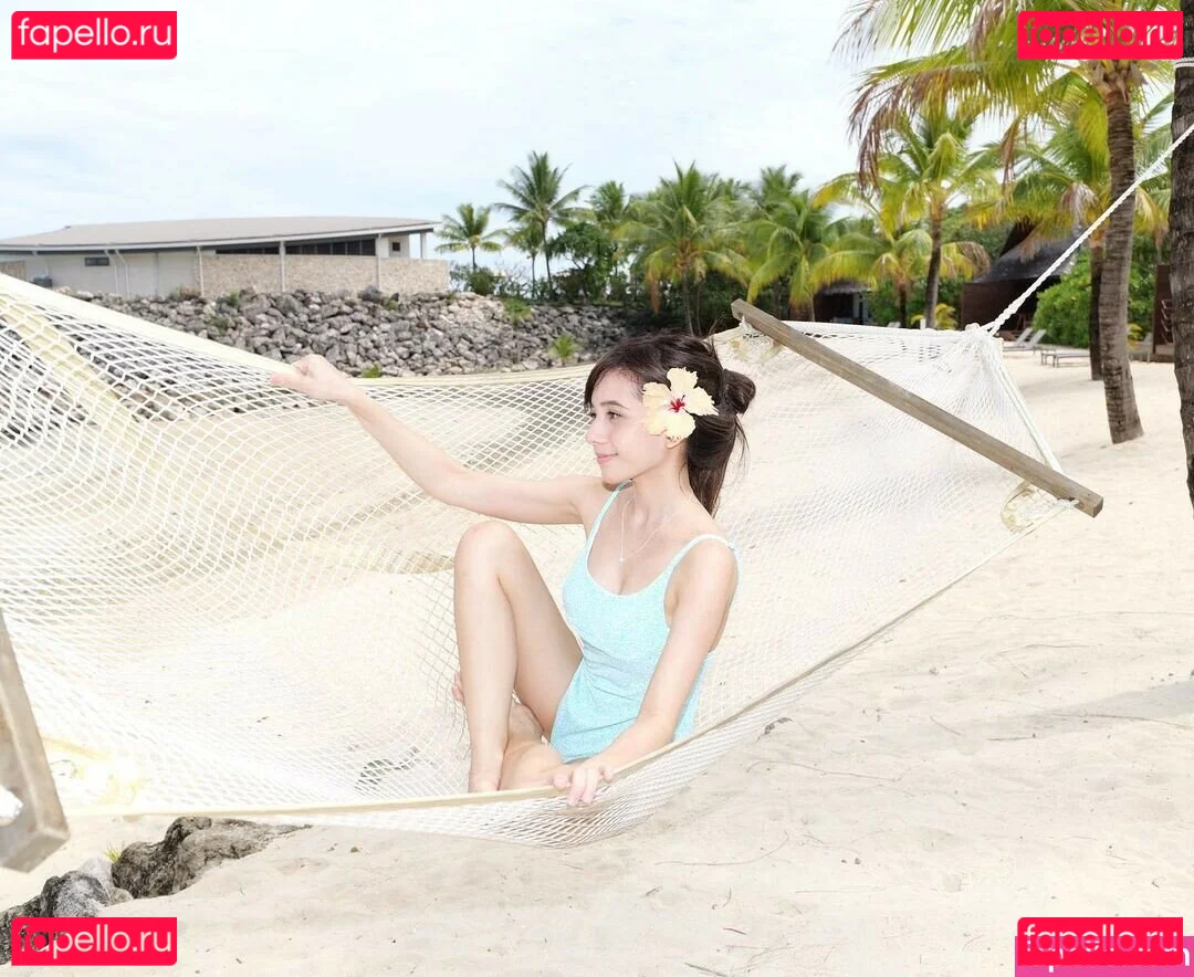 Eeeveenara Onlyfans Photo Gallery 