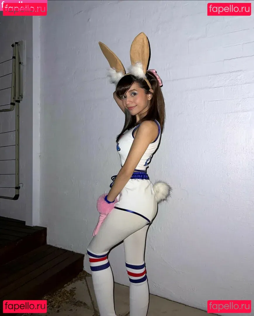 Eeeveenara Onlyfans Photo Gallery 