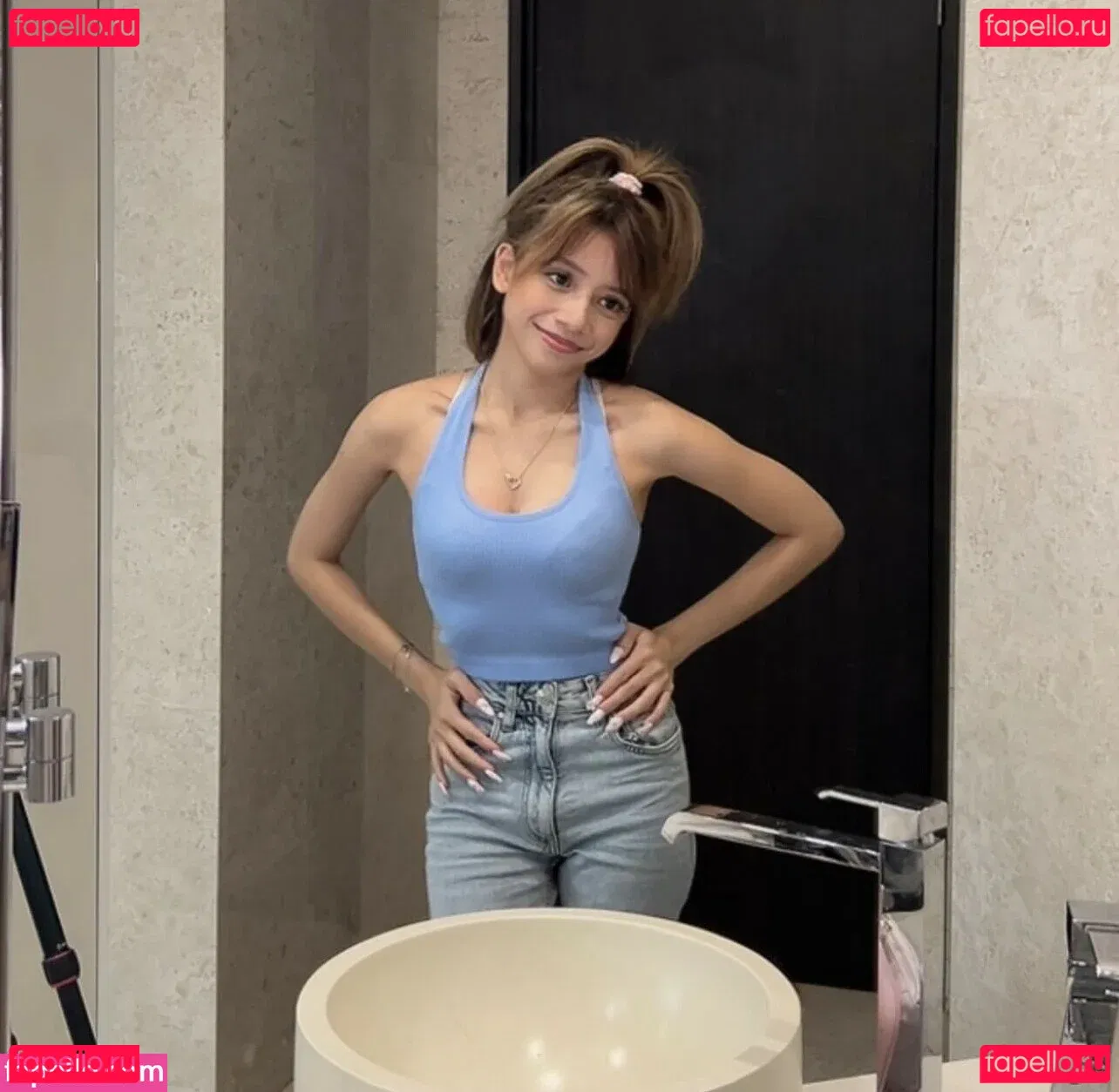 Eeeveenara Onlyfans Photo Gallery 