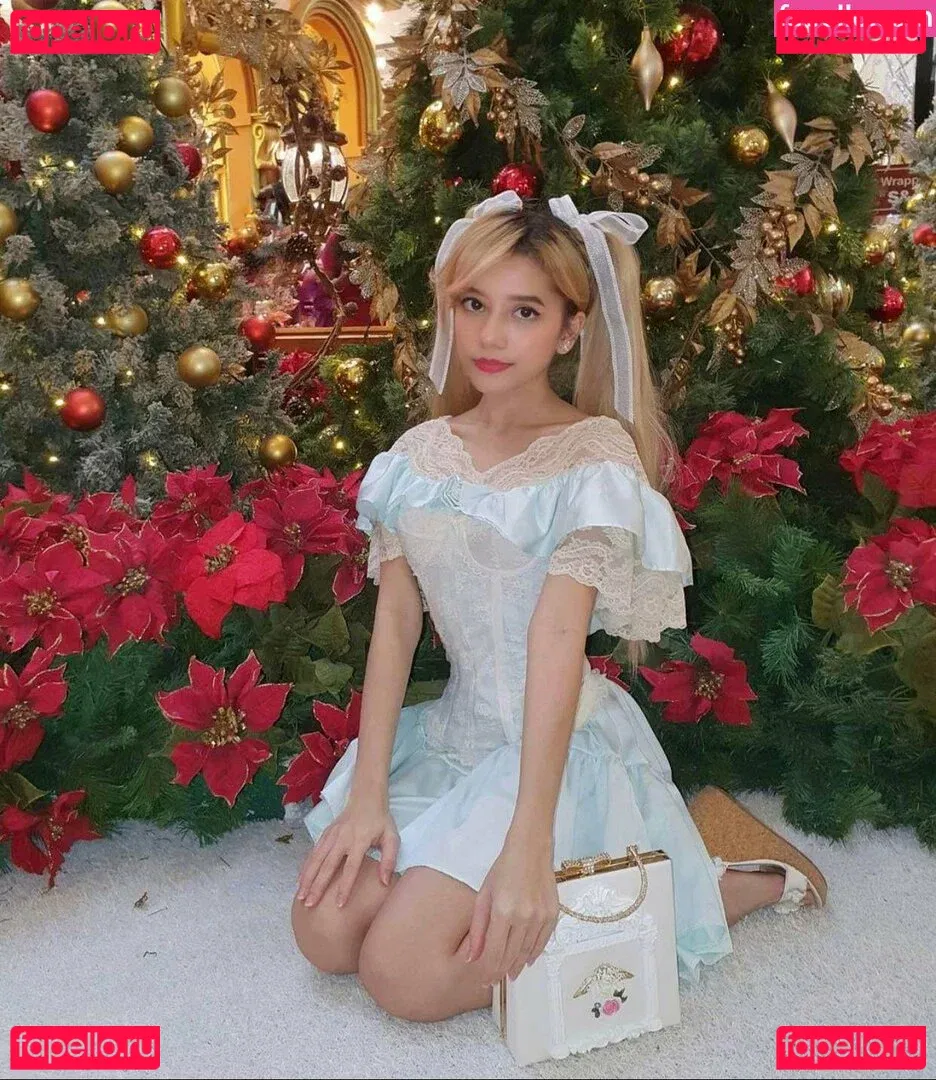 Eeeveenara Onlyfans Photo Gallery 