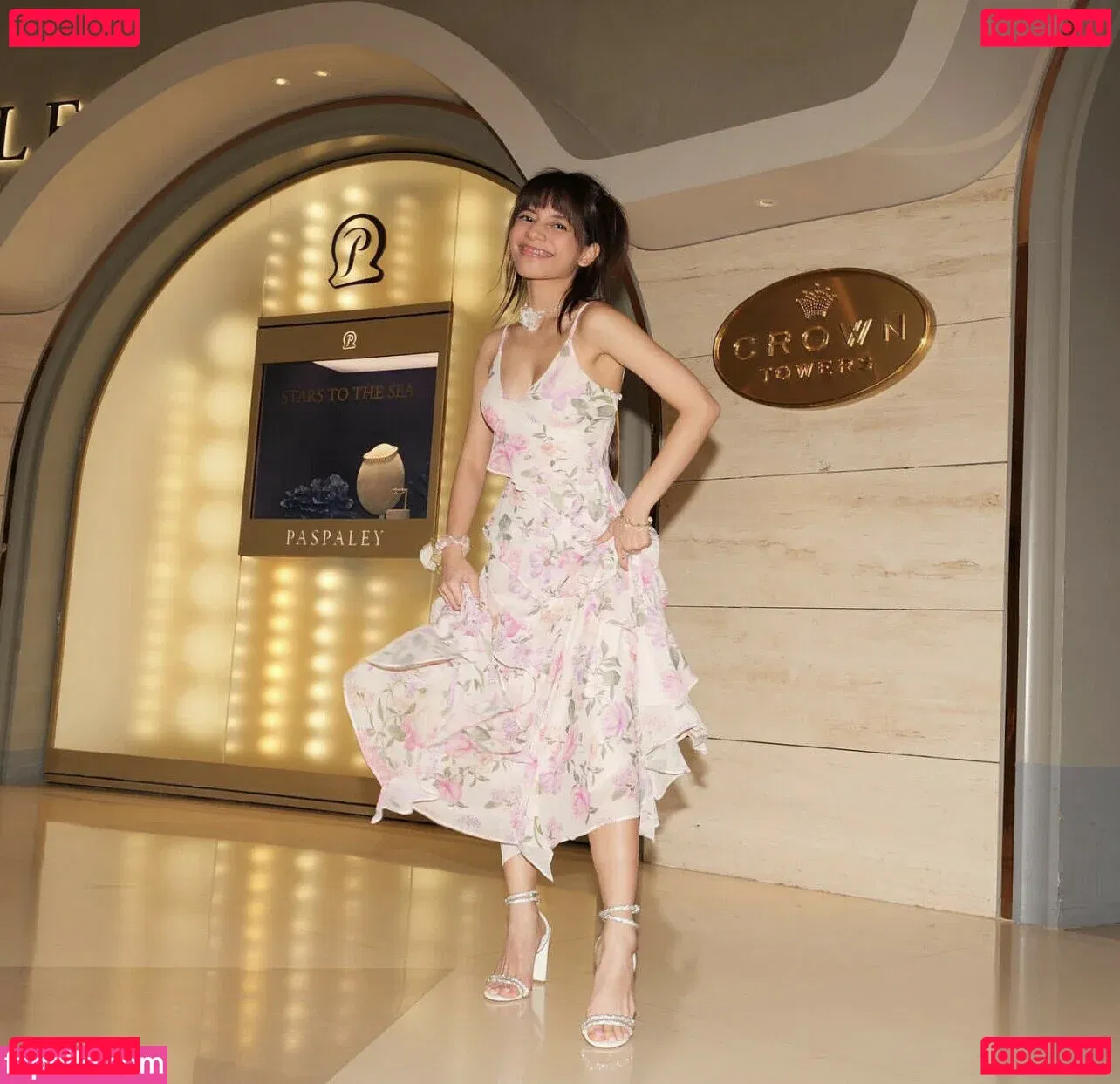 Eeeveenara Onlyfans Photo Gallery 