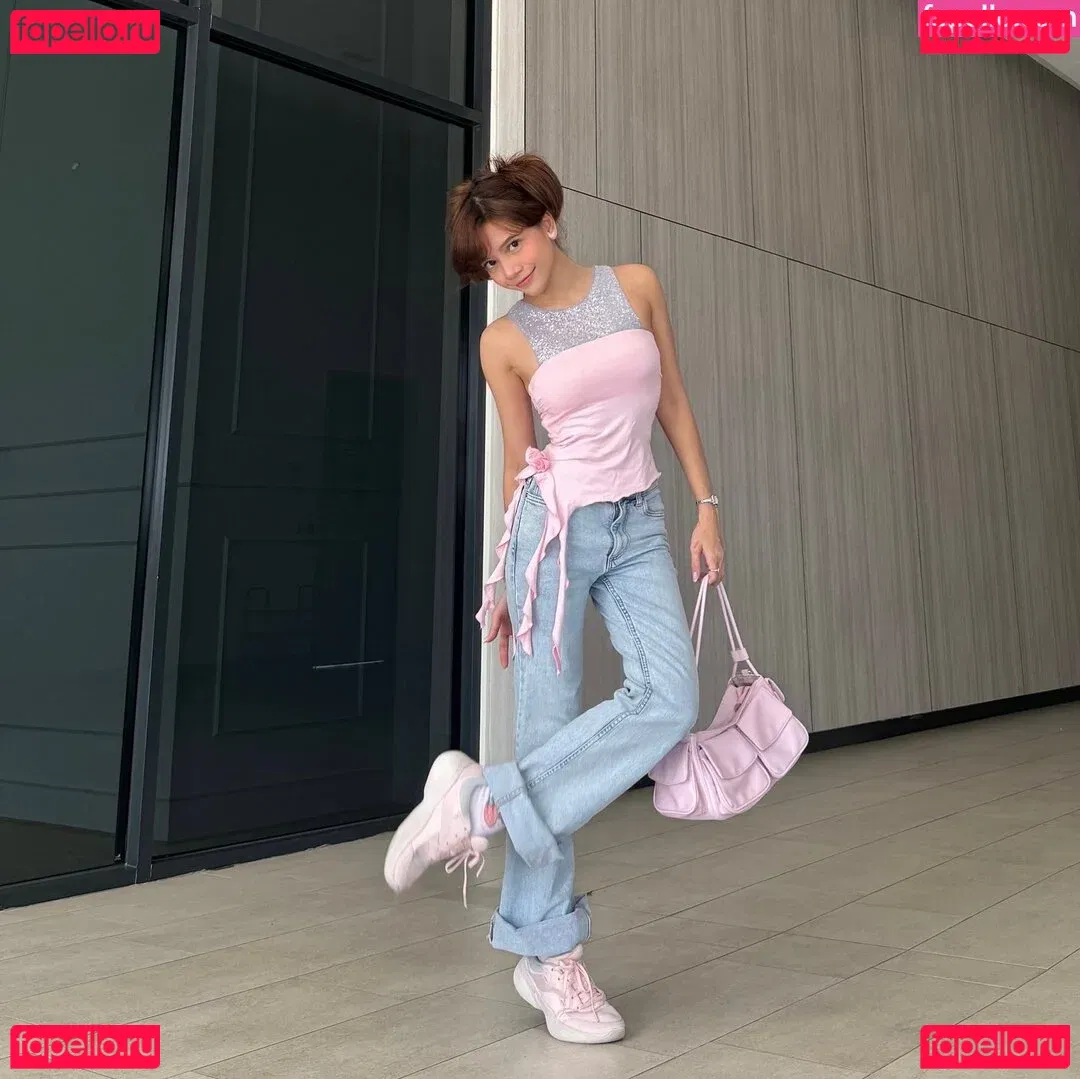 Eeeveenara Onlyfans Photo Gallery 