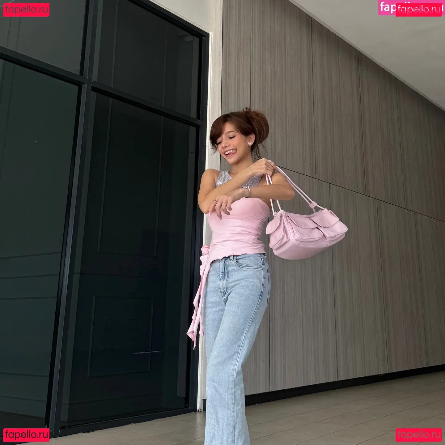 Eeeveenara Onlyfans Photo Gallery 