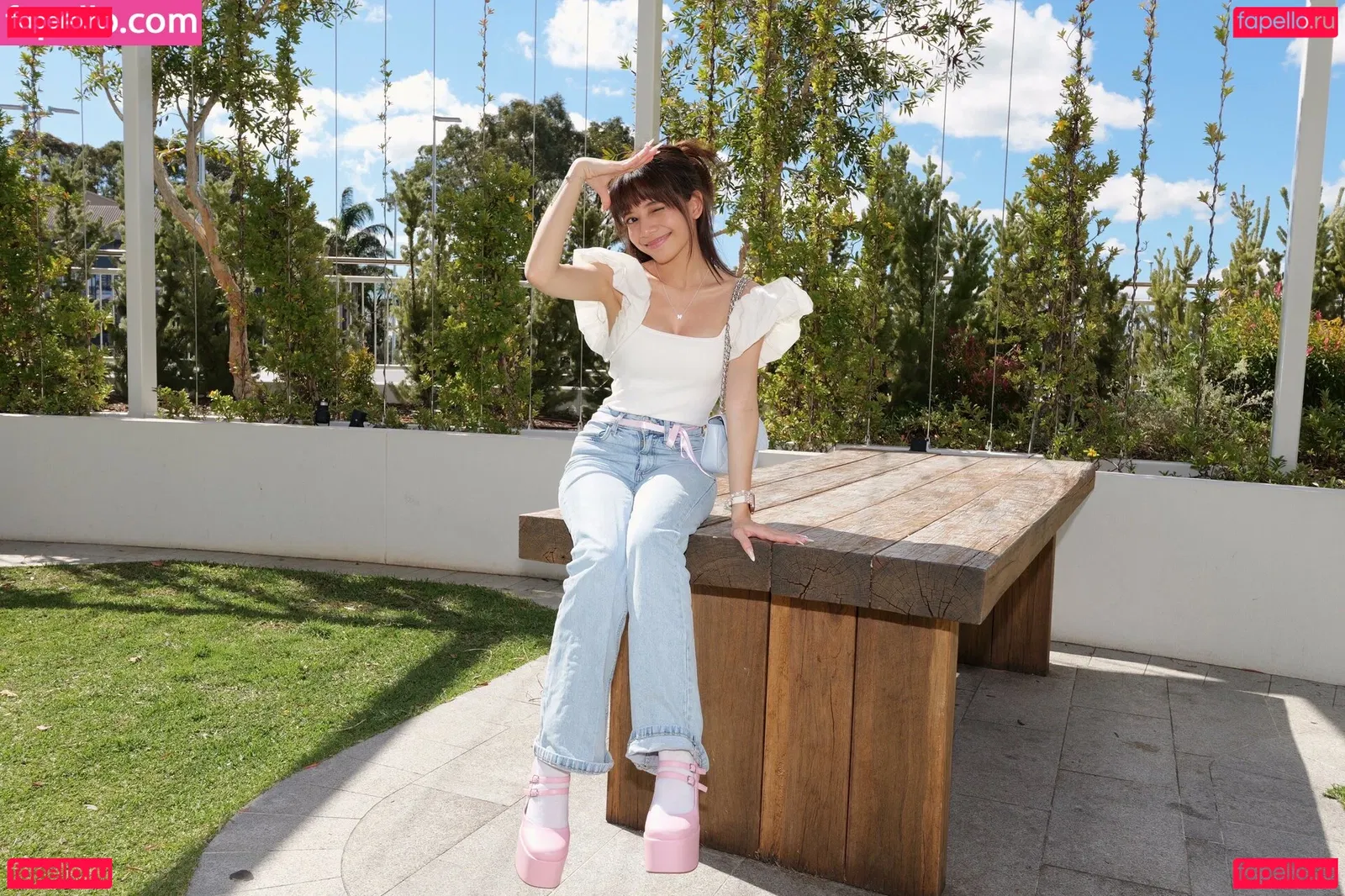 Eeeveenara Onlyfans Photo Gallery 