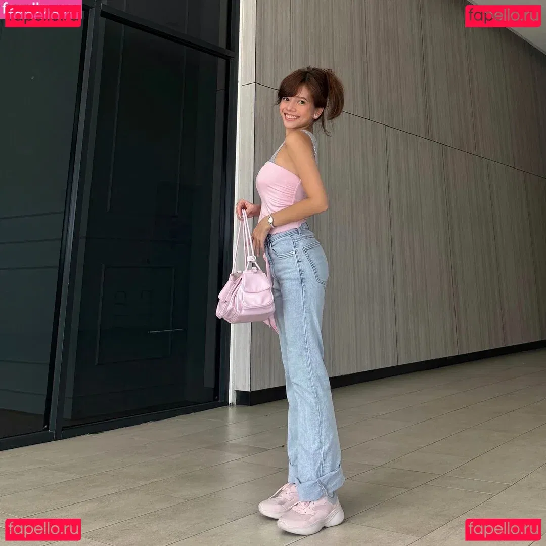 Eeeveenara Onlyfans Photo Gallery 