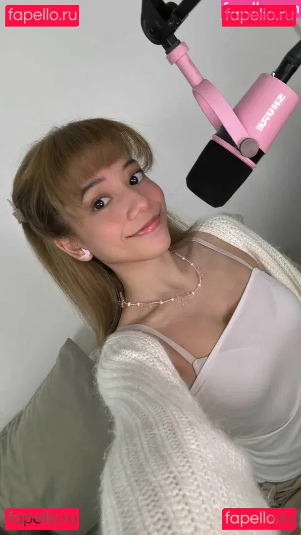 Eeeveenara Onlyfans Photo Gallery 