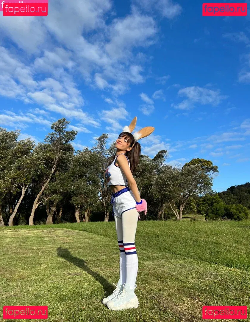 Eeeveenara Onlyfans Photo Gallery 