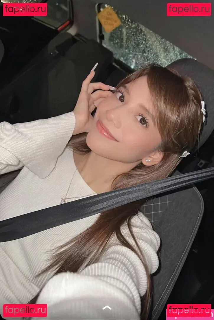 Eeeveenara Onlyfans Photo Gallery 