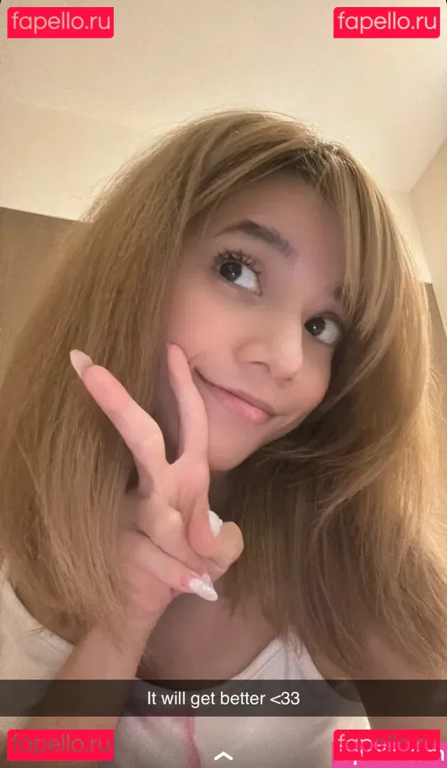 Eeeveenara Onlyfans Photo Gallery 