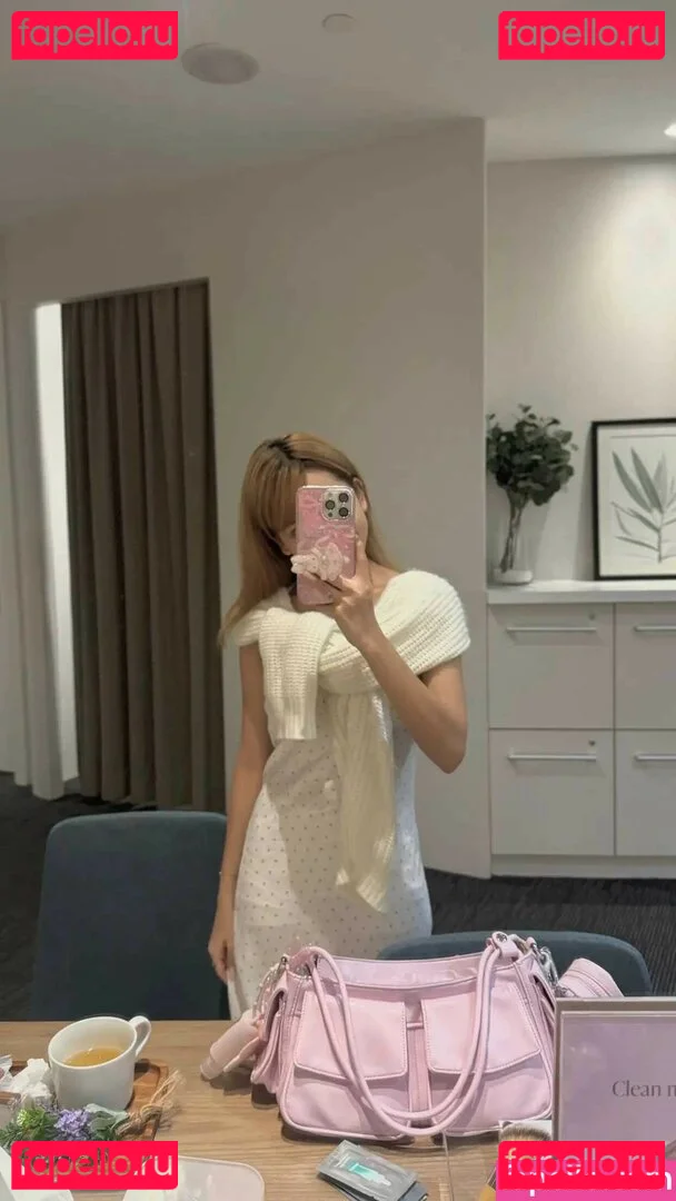 Eeeveenara Onlyfans Photo Gallery 