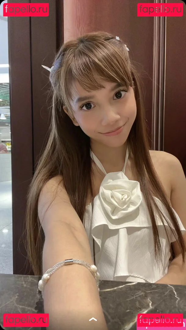 Eeeveenara Onlyfans Photo Gallery 