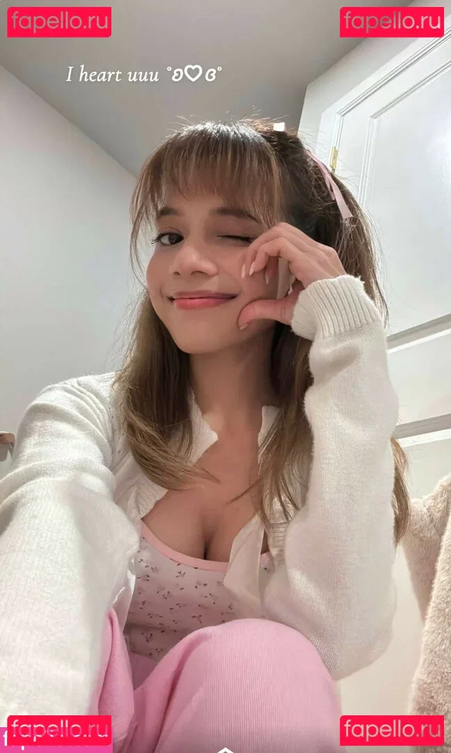 Eeeveenara Onlyfans Photo Gallery 