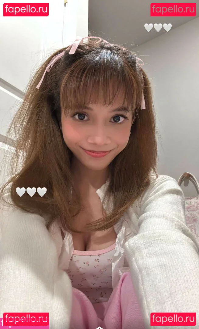 Eeeveenara Onlyfans Photo Gallery 