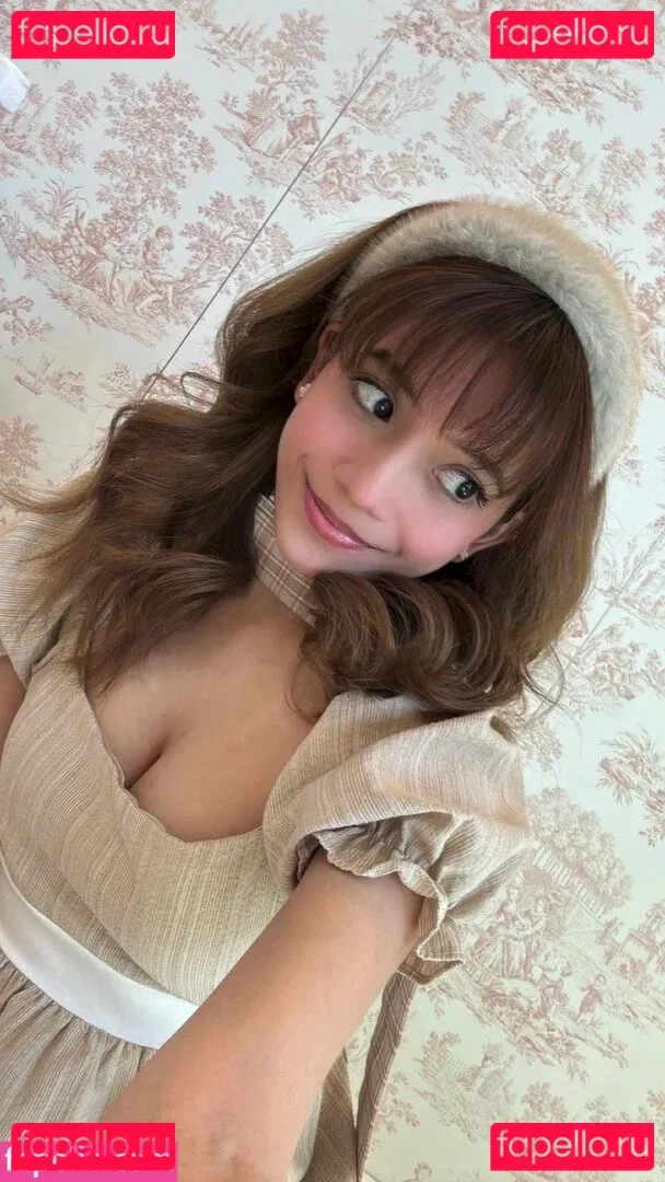 Eeeveenara Onlyfans Photo Gallery 