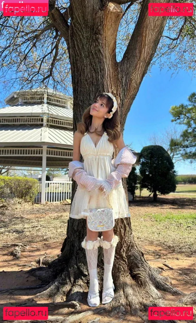 Eeeveenara Onlyfans Photo Gallery 