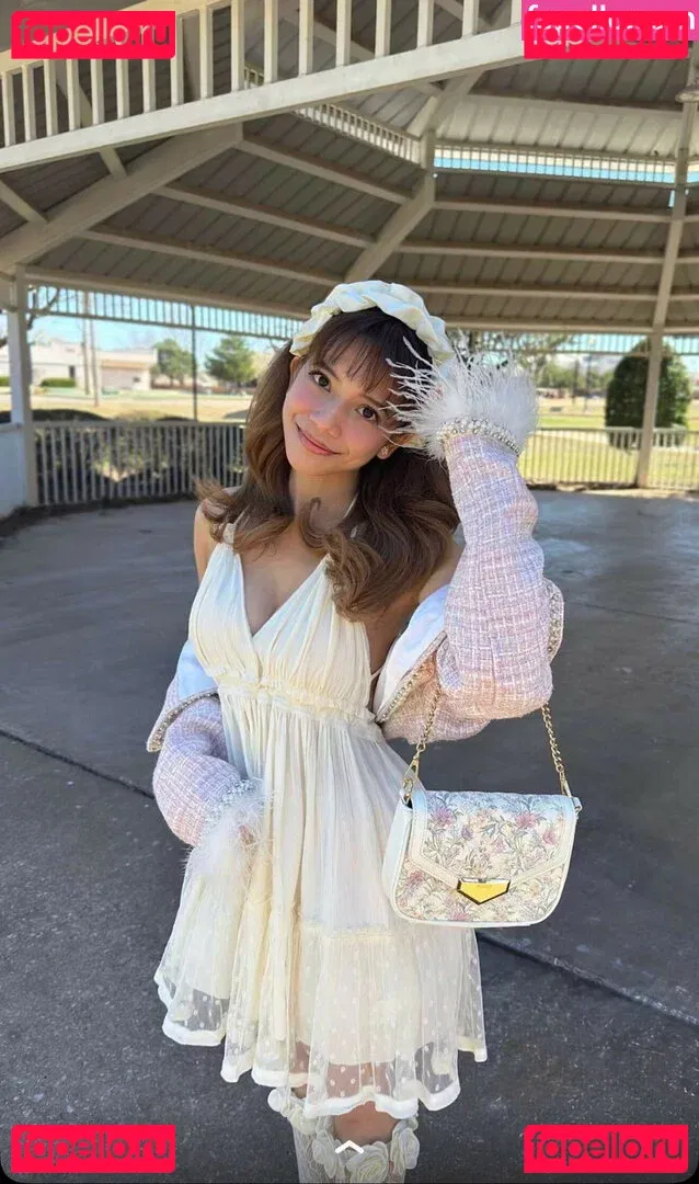 Eeeveenara Onlyfans Photo Gallery 