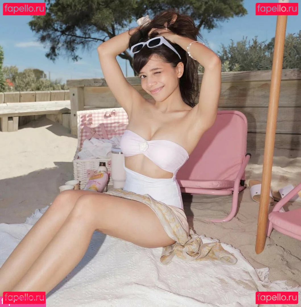 Eeeveenara Onlyfans Photo Gallery 