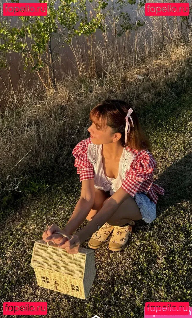 Eeeveenara Onlyfans Photo Gallery 