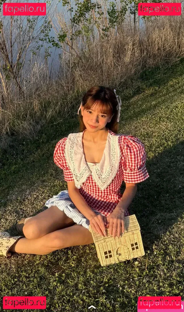 Eeeveenara Onlyfans Photo Gallery 