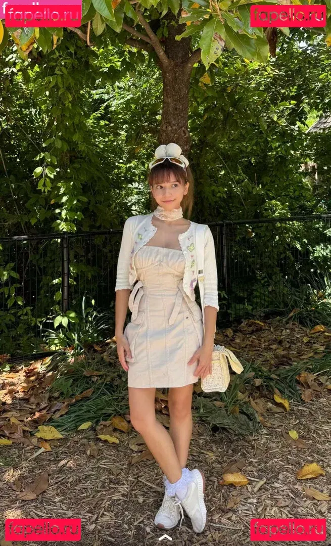 Eeeveenara Onlyfans Photo Gallery 