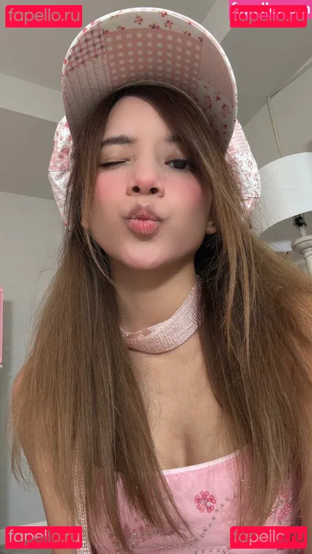 Eeeveenara Onlyfans Photo Gallery 