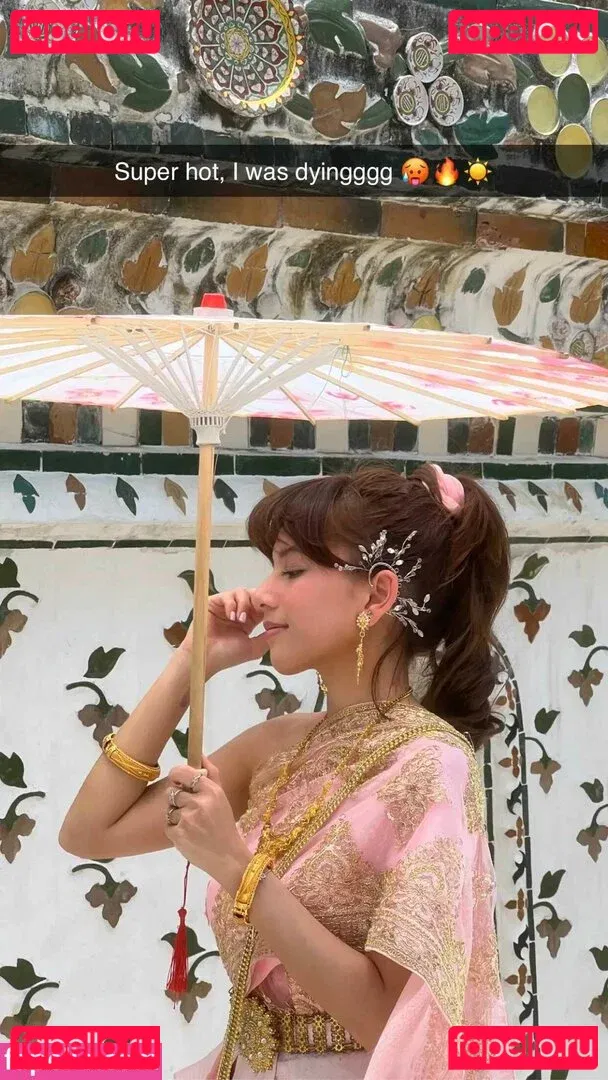 Eeeveenara Onlyfans Photo Gallery 