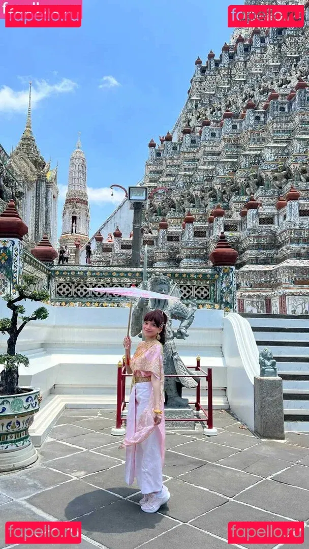 Eeeveenara Onlyfans Photo Gallery 