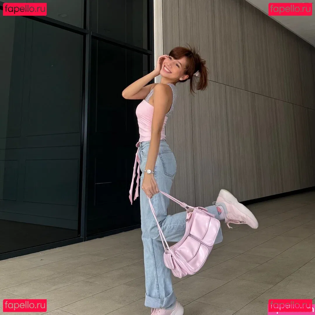 Eeeveenara Onlyfans Photo Gallery 