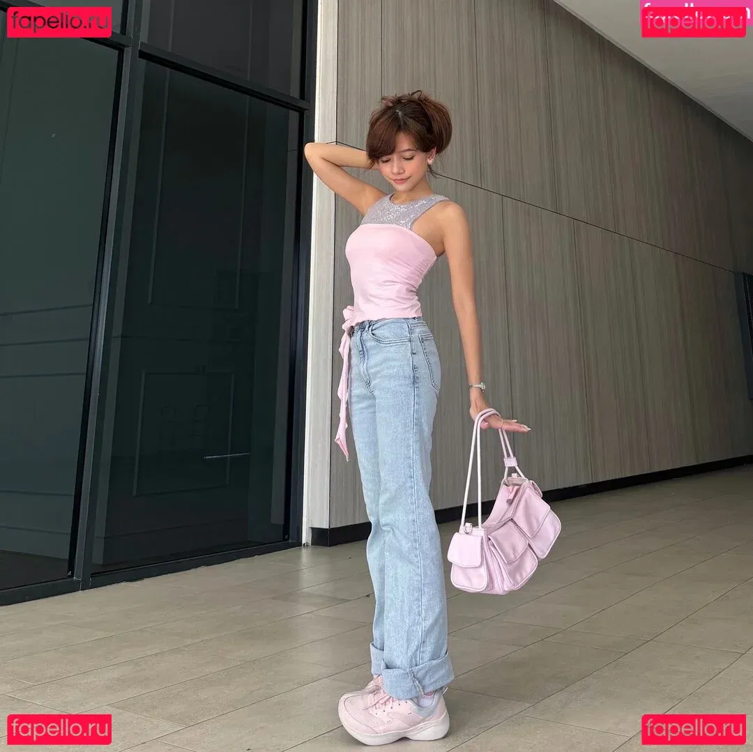 Eeeveenara Onlyfans Photo Gallery 