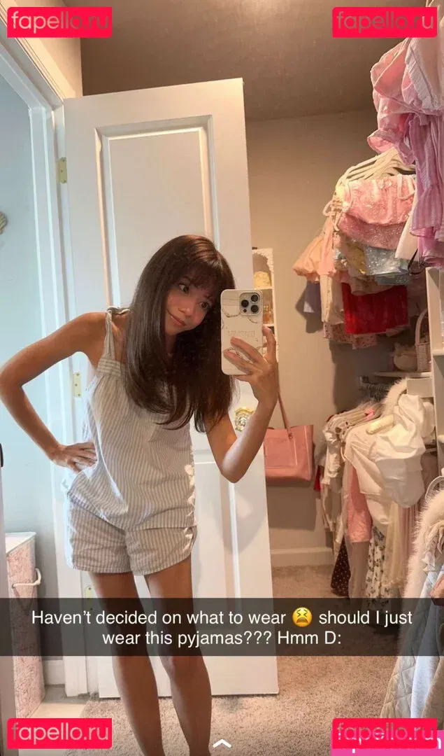 Eeeveenara Onlyfans Photo Gallery 