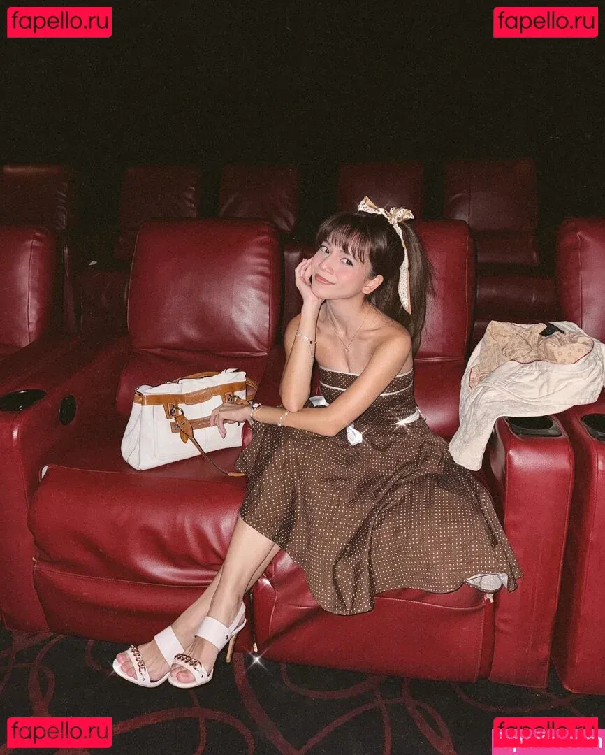 Eeeveenara Onlyfans Photo Gallery 