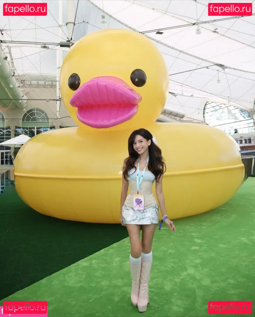 Eeeveenara Onlyfans Photo Gallery 